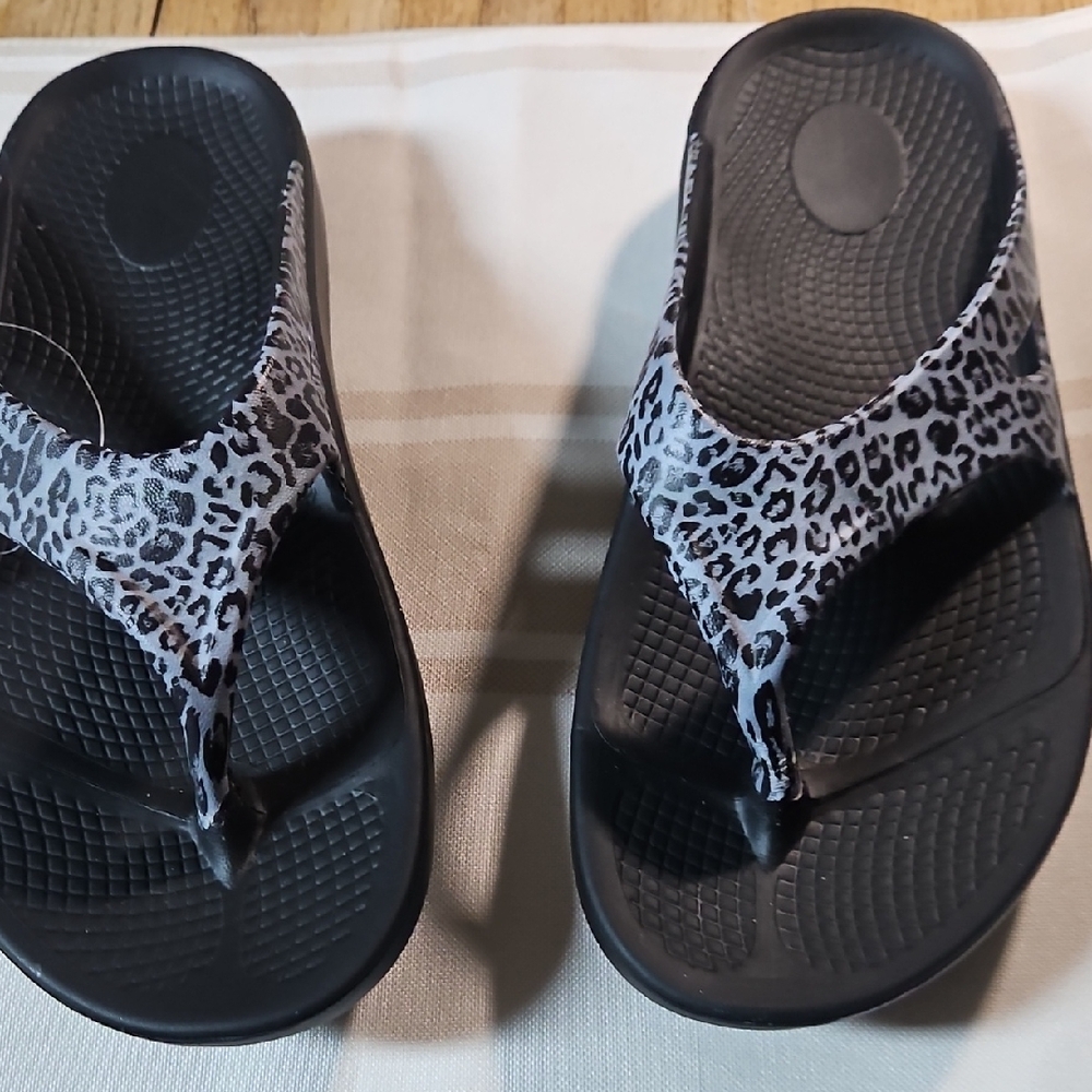 Leopard Print Women's Sandals For Plantar Fascilitis
